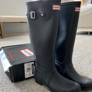 Hunter Boots Tall Black Sz 7